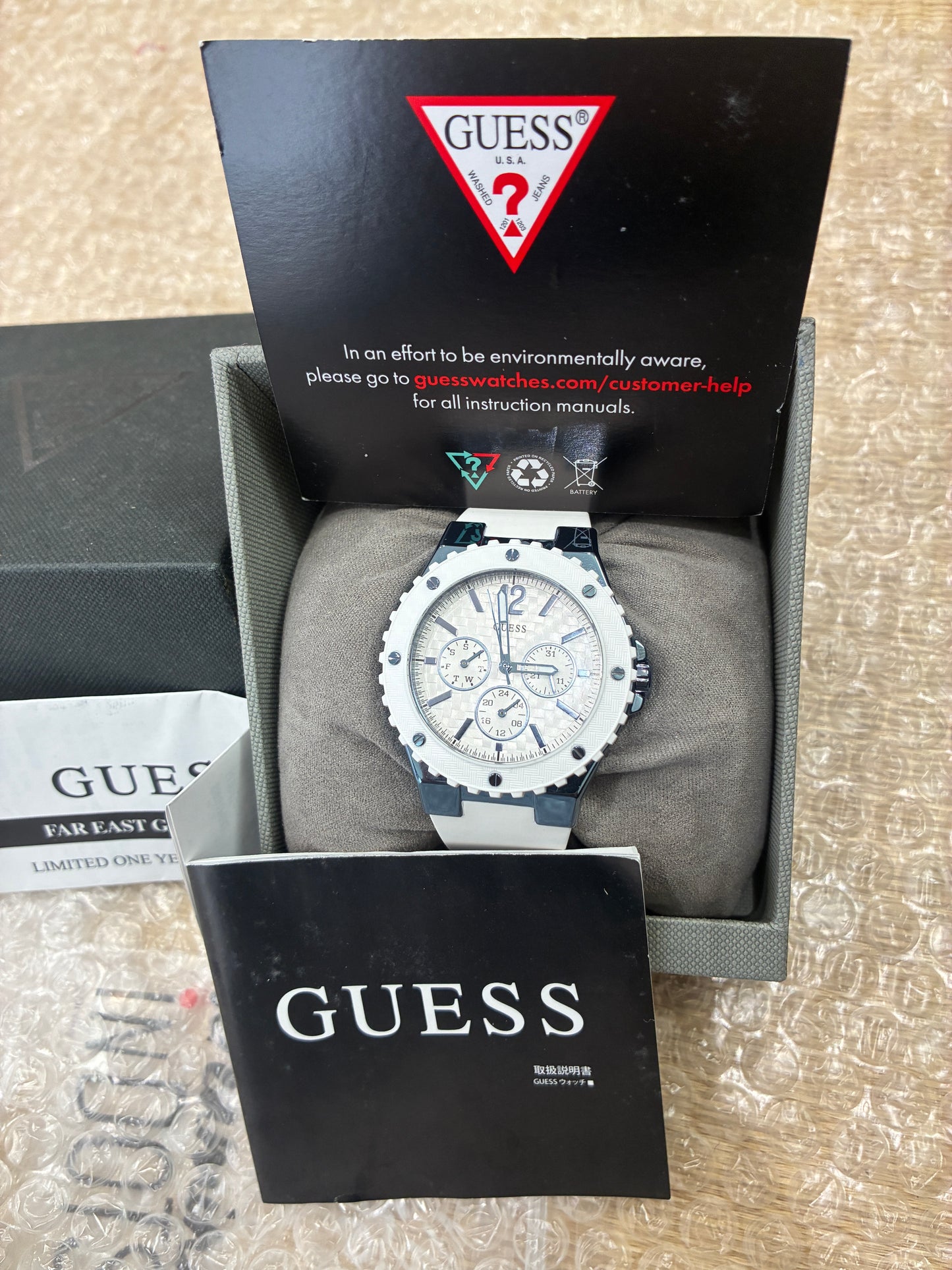 Guess unisex watch